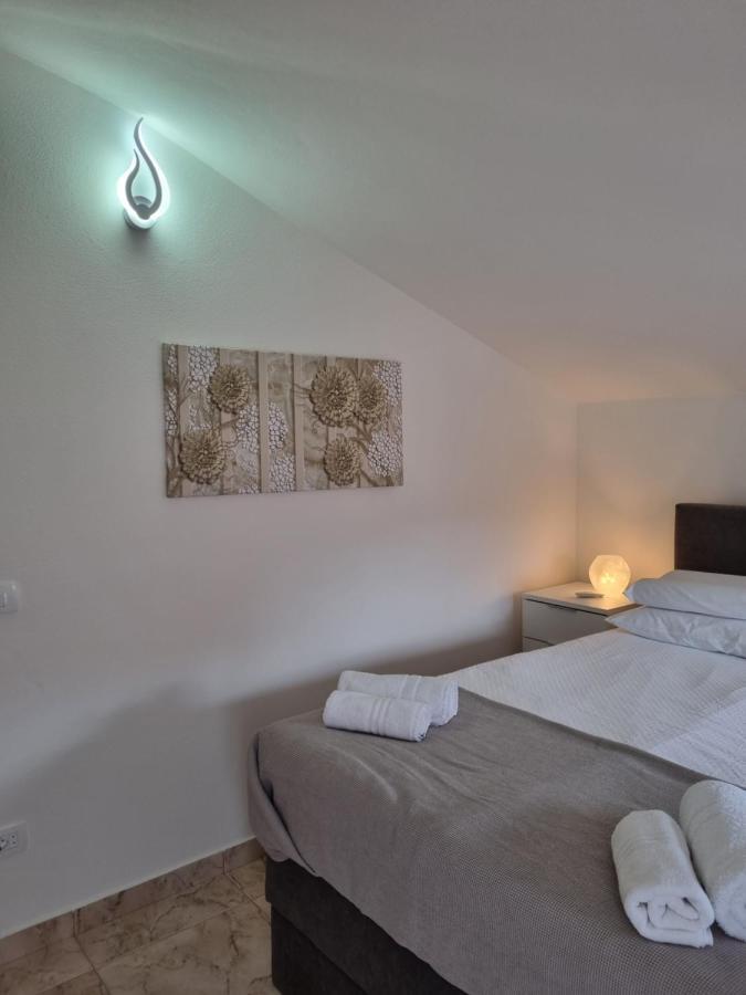 Apartma Katy Apartment Umag Exterior photo